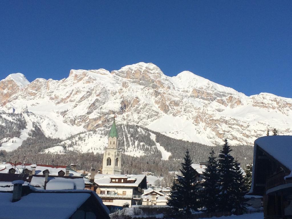 Meuble Villa Neve Cortina d'Ampezzo Ngoại thất bức ảnh