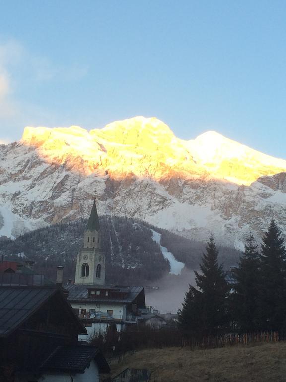 Meuble Villa Neve Cortina d'Ampezzo Ngoại thất bức ảnh