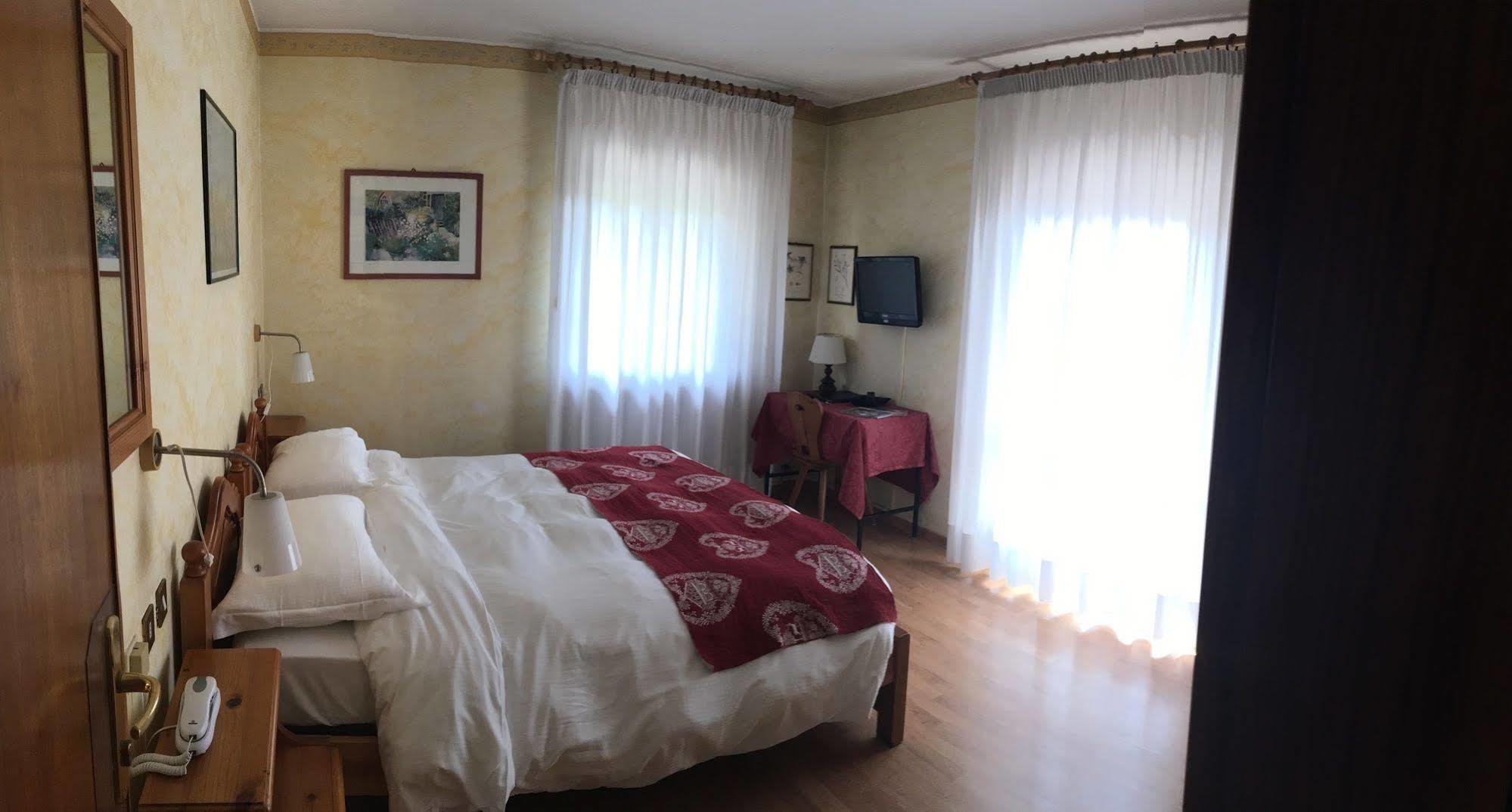 Meuble Villa Neve Cortina d'Ampezzo Ngoại thất bức ảnh